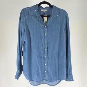 Stylish Button-Up Denim Shirt with Studded Collar